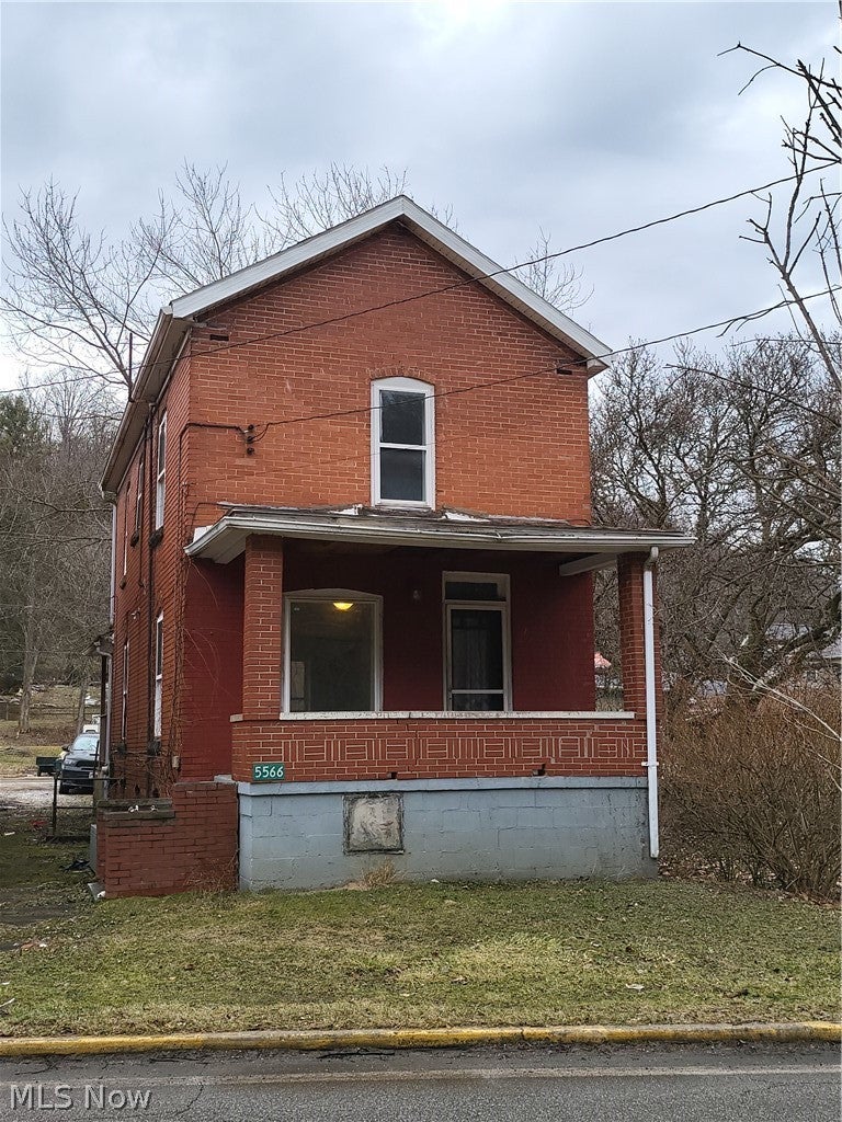 5566 State Route 152 — photo