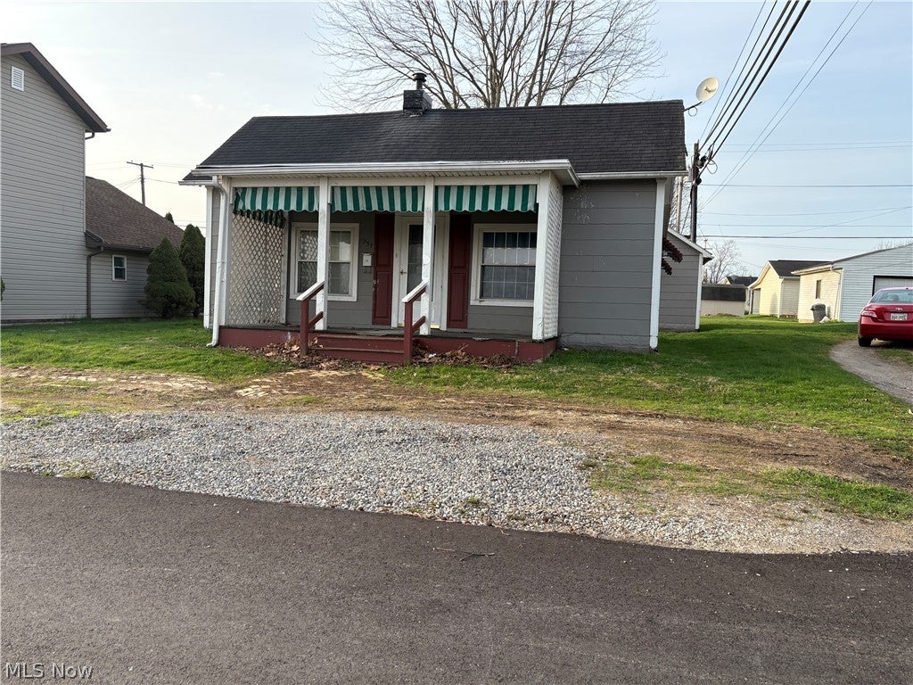 237 Race Avenue — photo