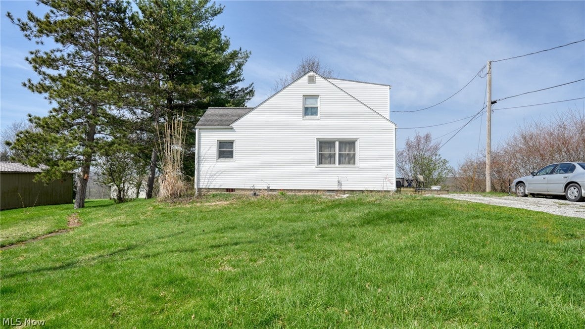 825 Friendship Drive — photo