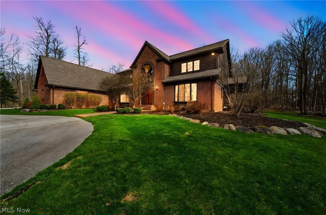 1255 Fox Hill Drive — photo