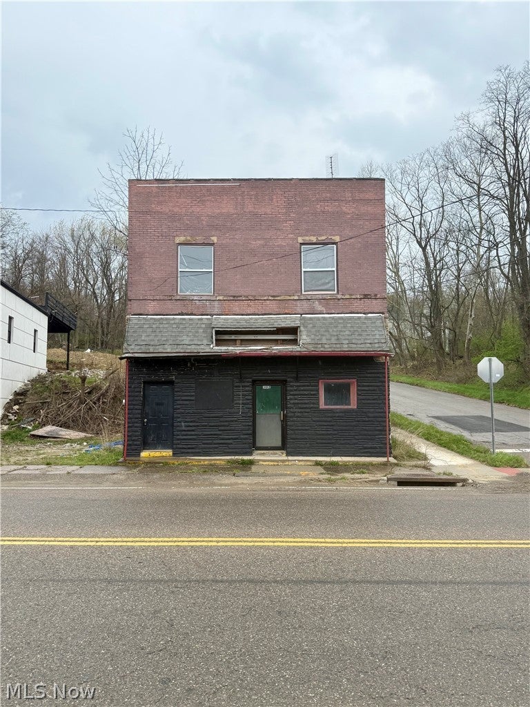 3008 Wilson Avenue — photo