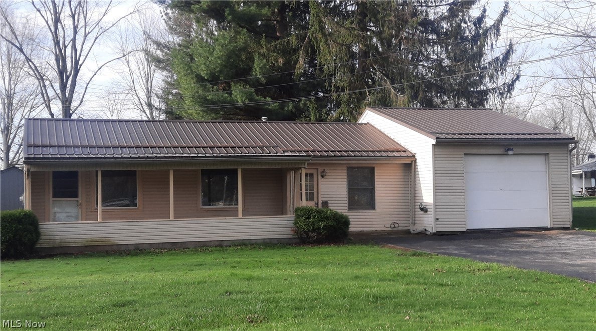 6986 Pymatuning Lake Road — photo