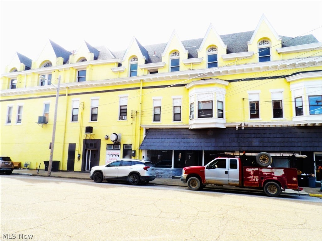 3293 Belmont Street — photo