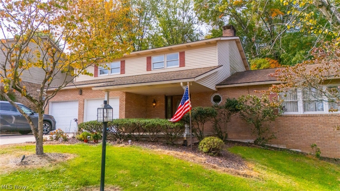 121 Beckett Court — photo