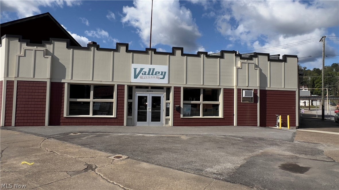 3295 Guernsey Street — photo