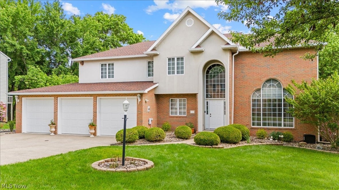 1405 Greenmont Hills Drive — photo