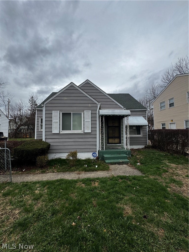 870 Frederick Boulevard — photo