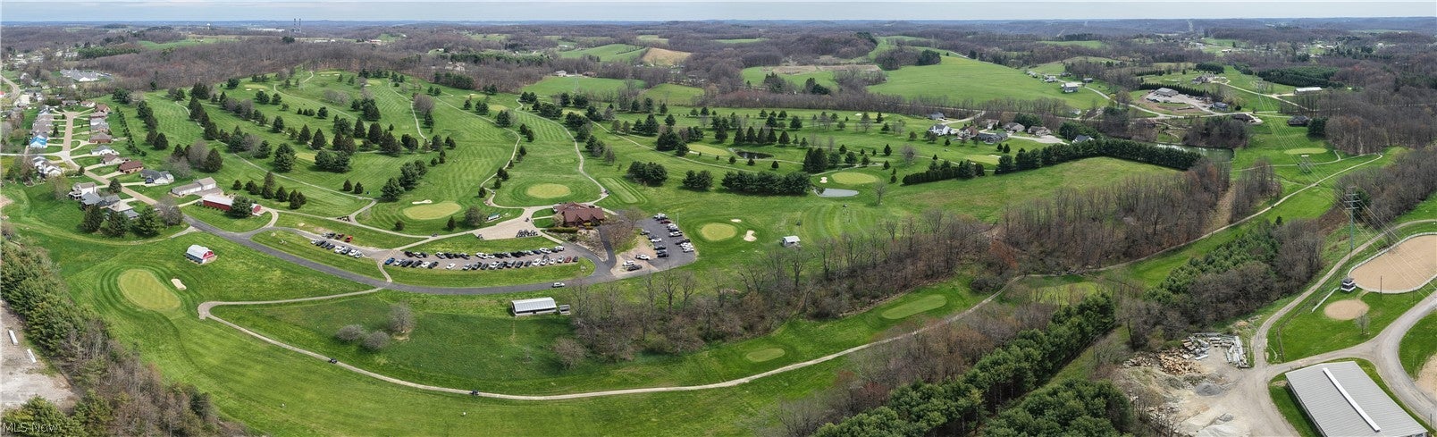 1130 Meadowbrook Lane NE — photo