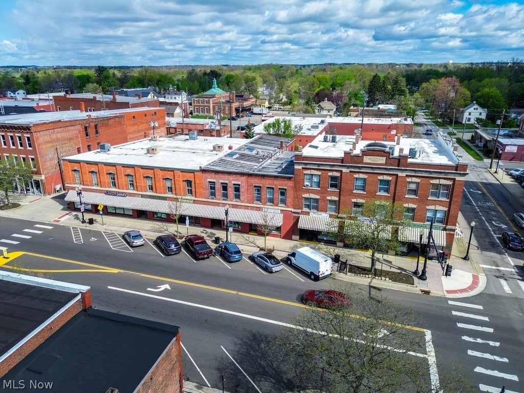 127 E Main Street — photo