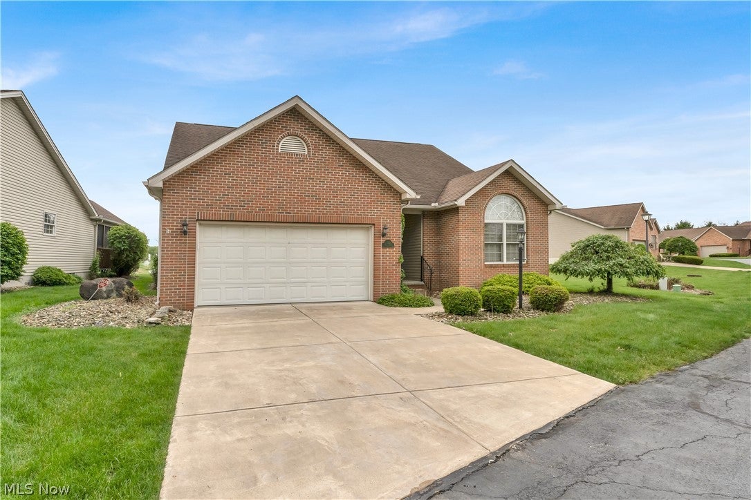 144 Royal Troon Drive SE — photo