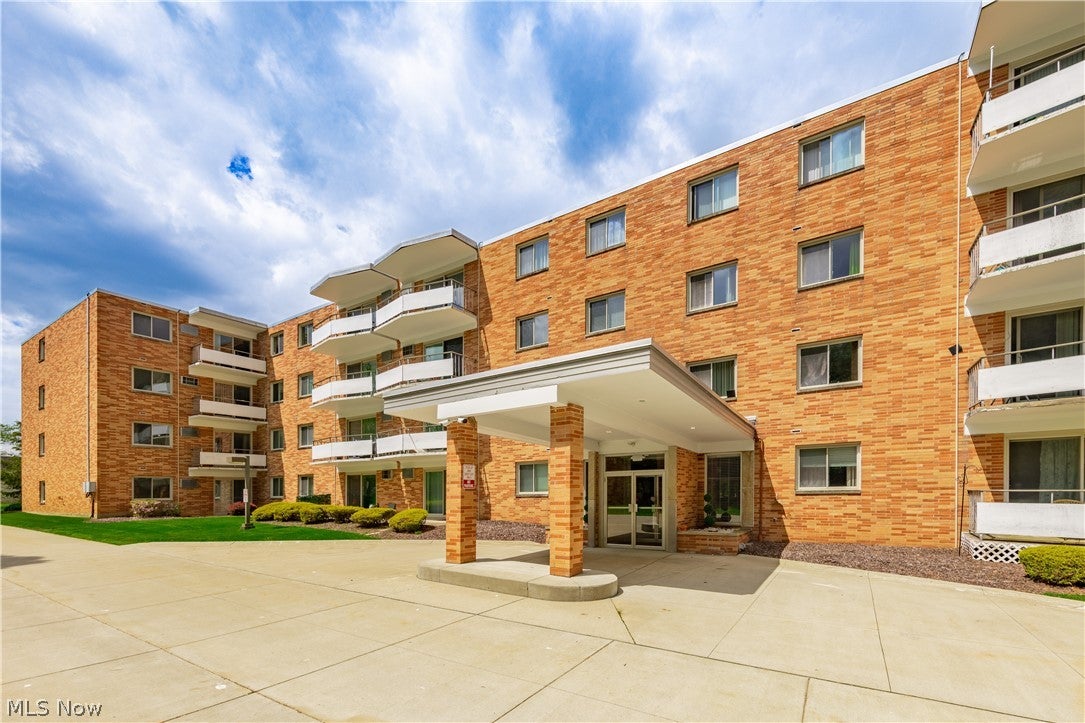 521 Tollis Parkway 288 — photo