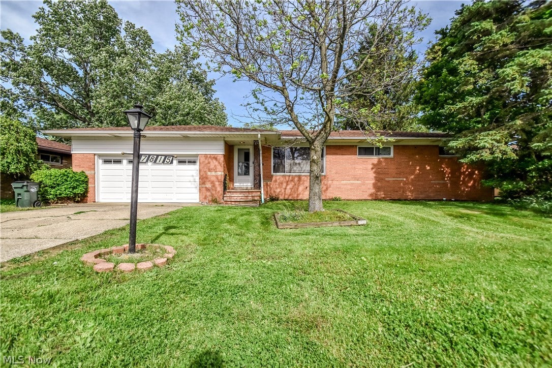 7815 Parmaview Lane — photo