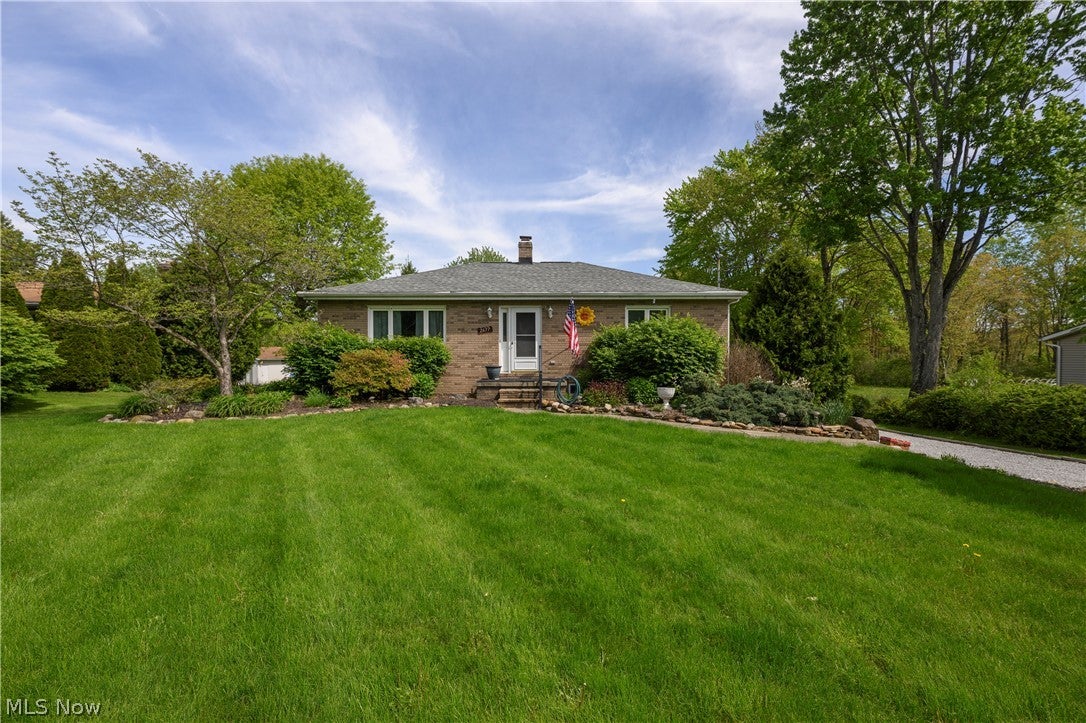 2677 Summit Road — photo