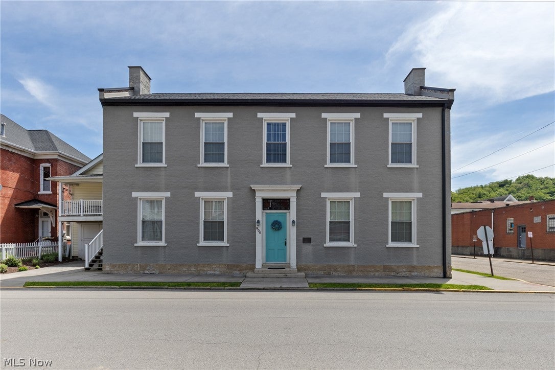 900 Main Street — photo