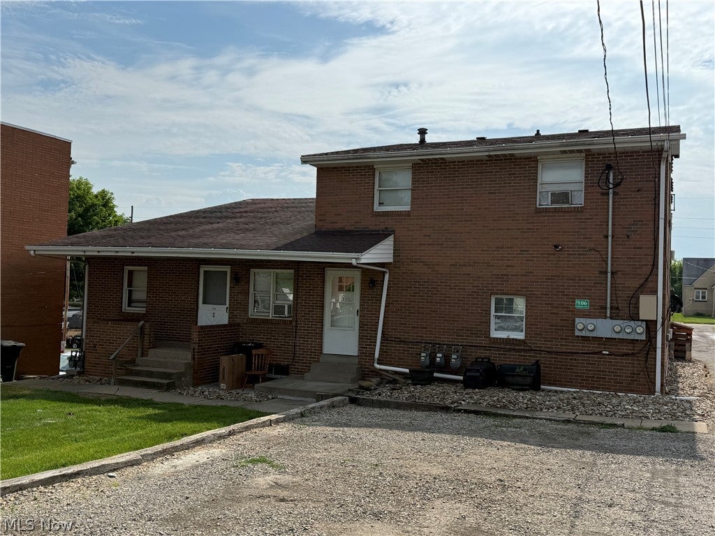 106 Columbus Way — photo