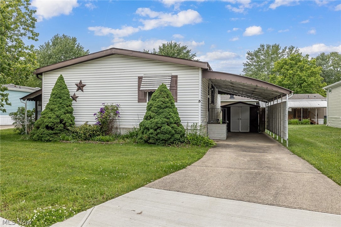 5 Michael Drive — photo