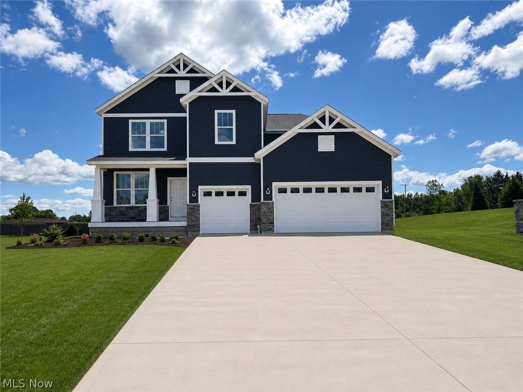 6379 Cooper Hawk Drive — photo