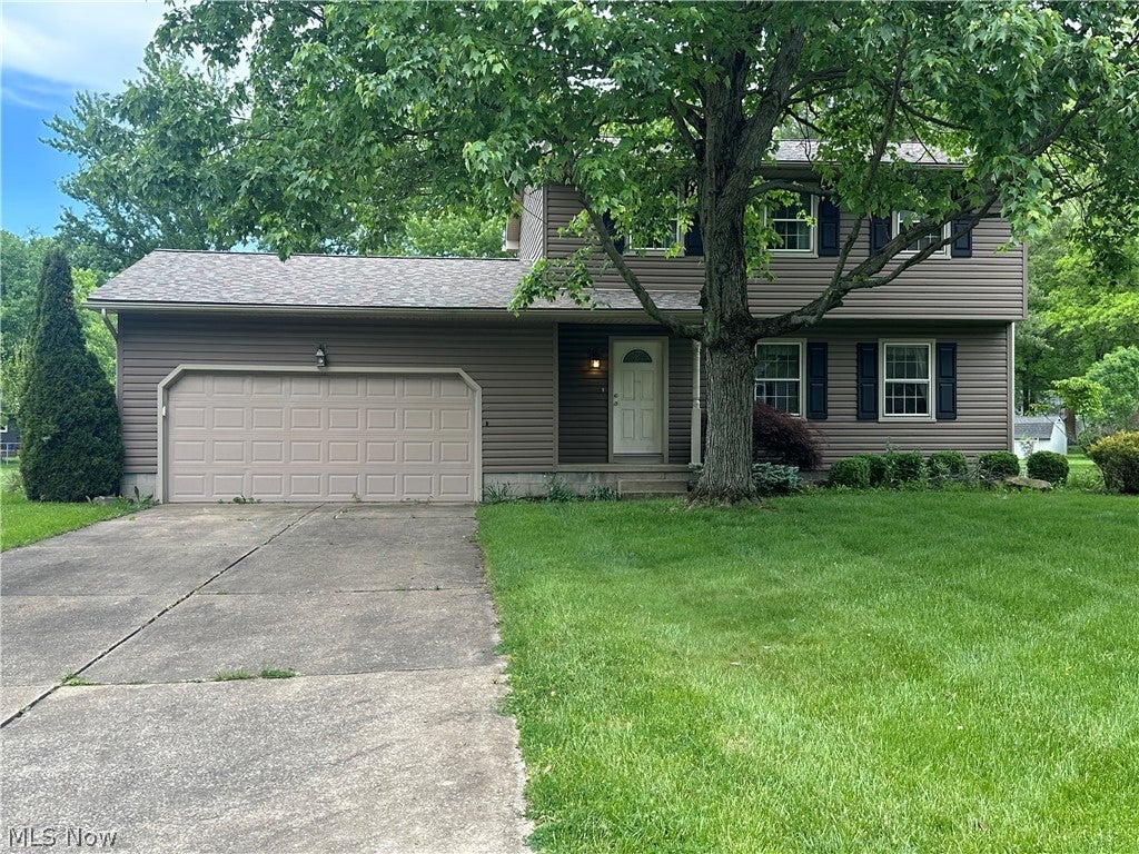 742 Sabrina Drive — photo