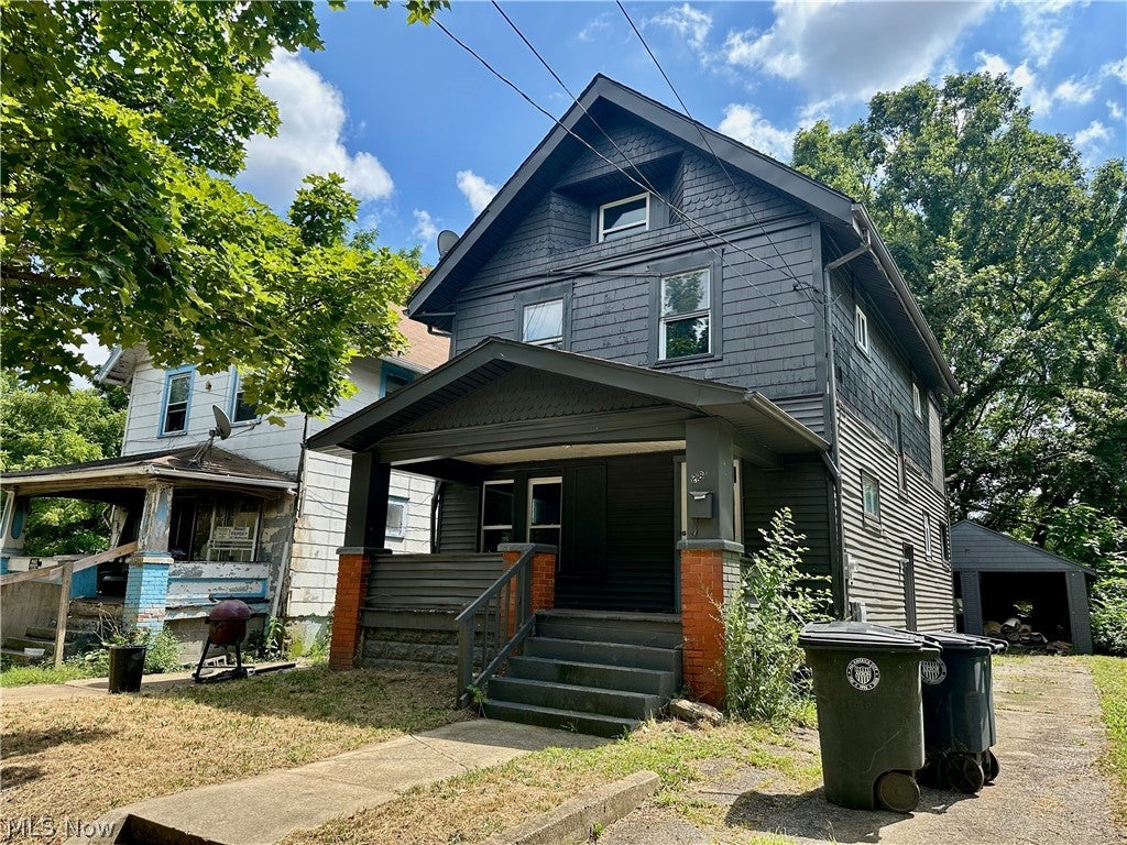 280 Lake Street — photo