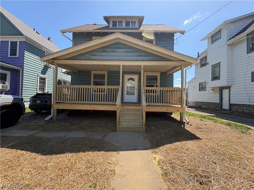565 Brown Street — photo