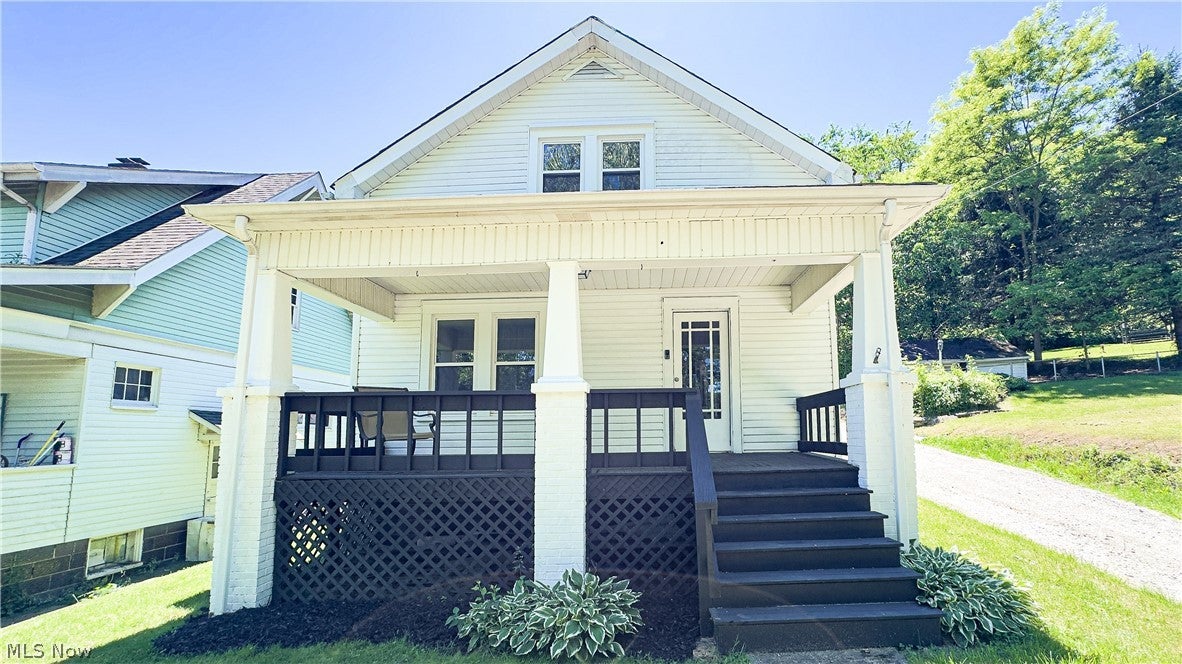 2127 Margaret Street — photo
