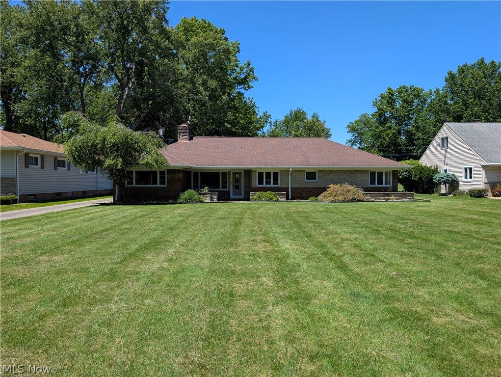 6986 Big Creek Parkway — photo