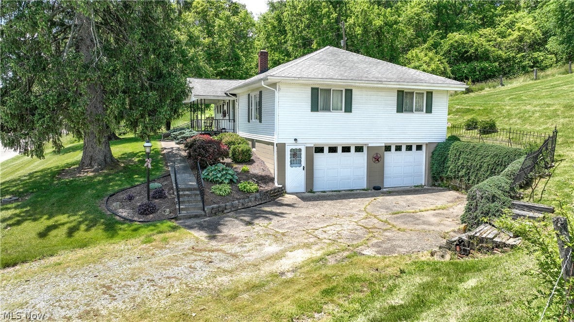 24273 Leatherwood Road — photo