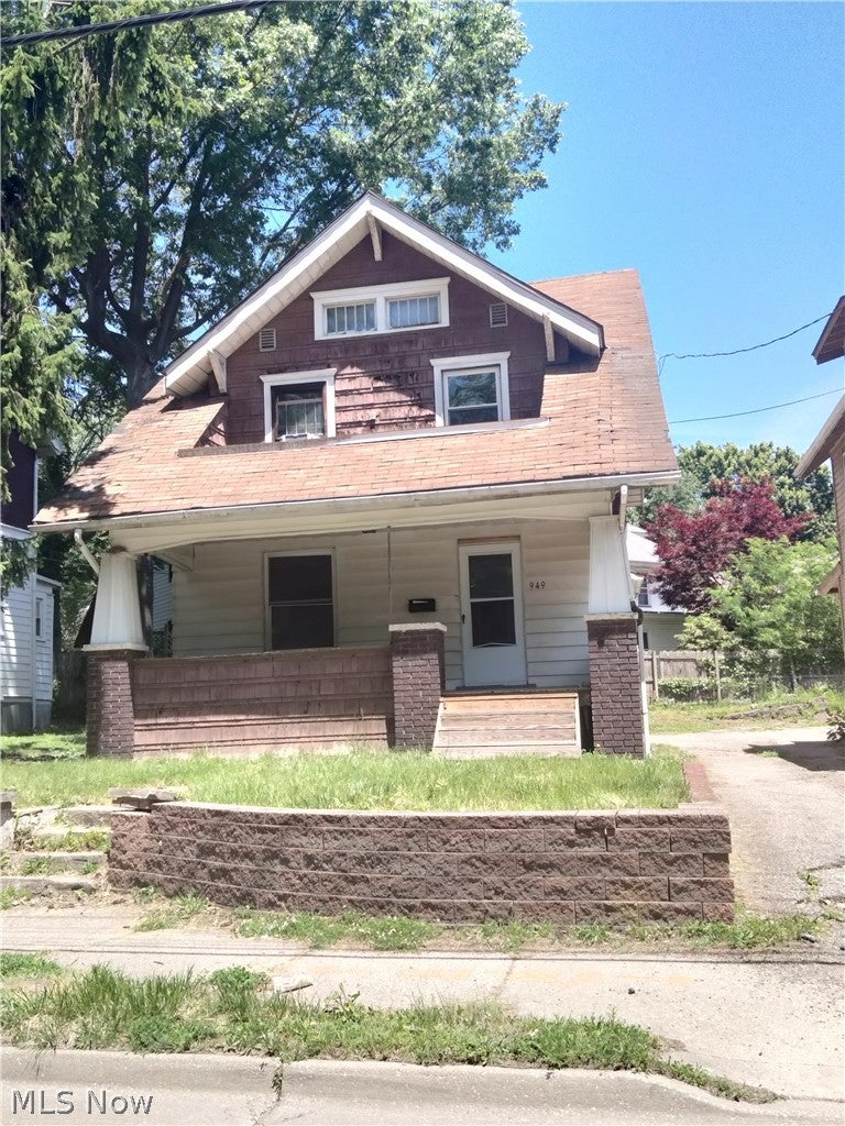 949 W Exchange Street — photo