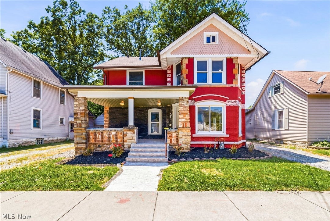 470 S Saint Clair Street — photo