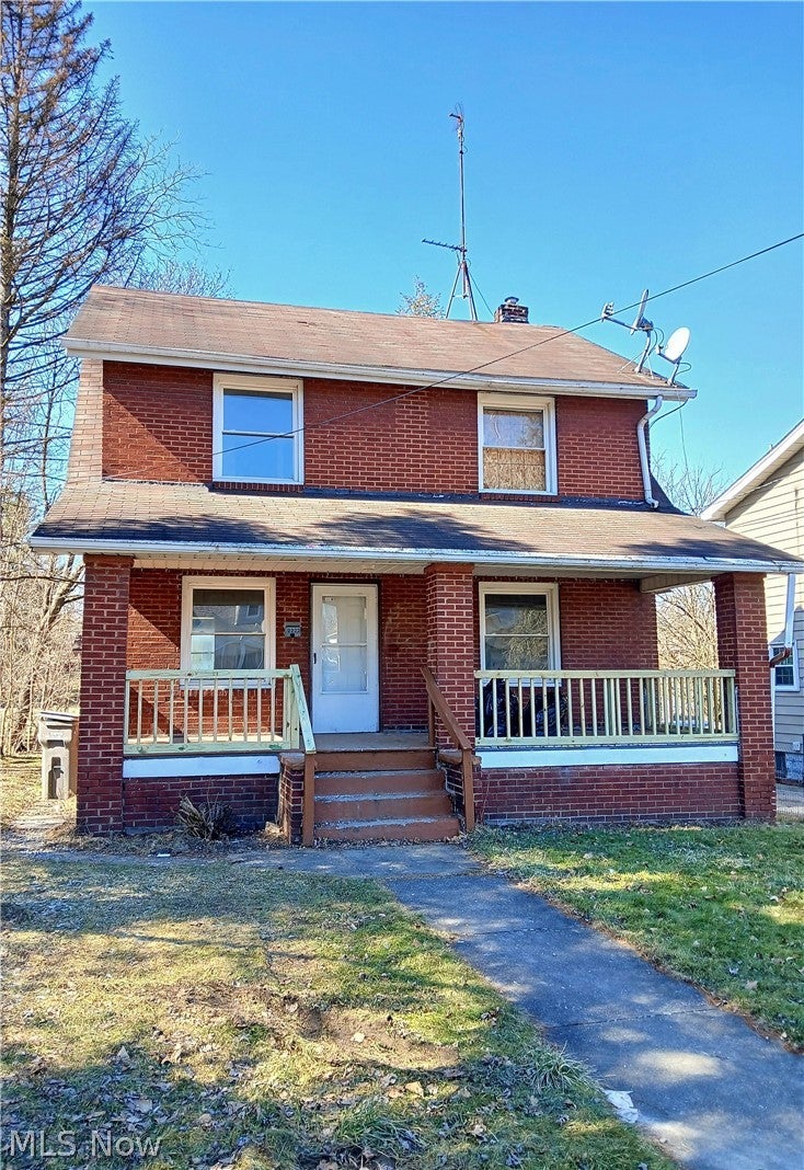 2222 Birch Street — photo