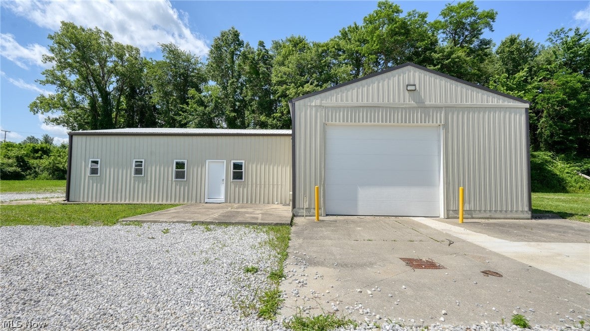 11126 E Pike Road — photo