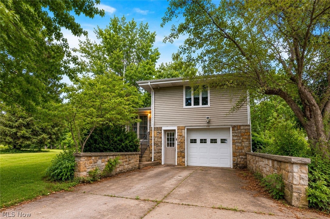 4146 Barclay Messerly Road — photo