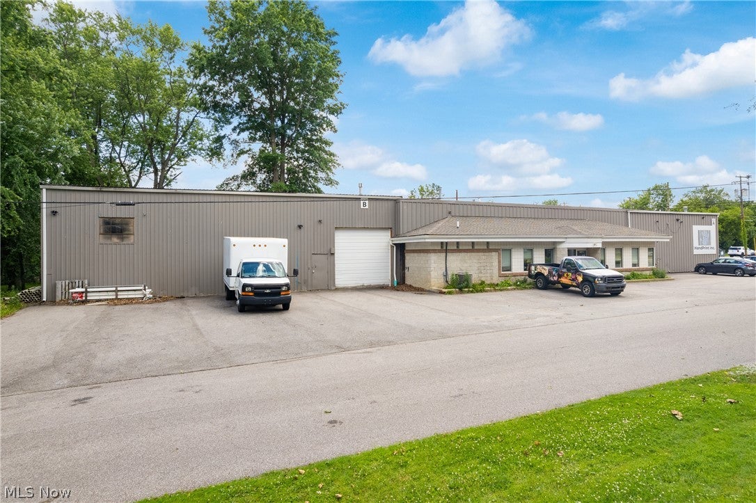 4331 S Cleveland Massillon Road — photo