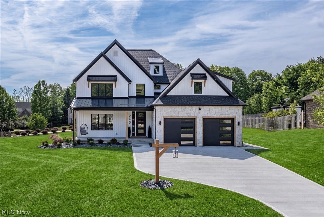 245 Somerset Drive — photo