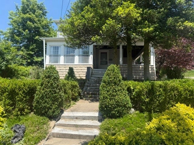 261 E Main Street — photo
