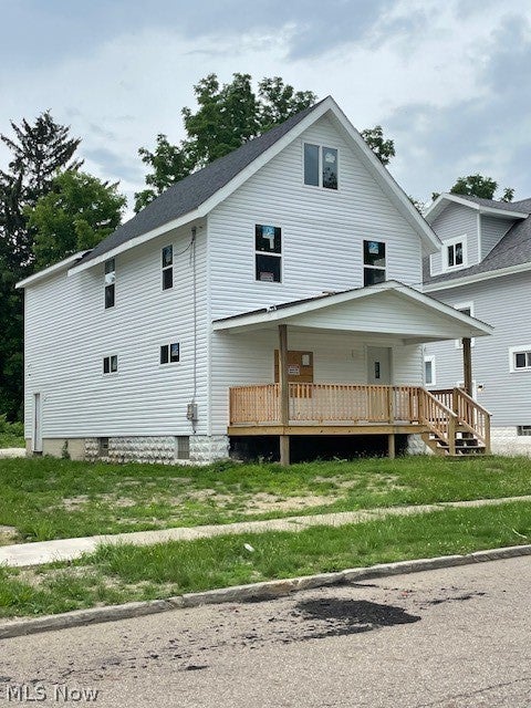672 Moon Street — photo