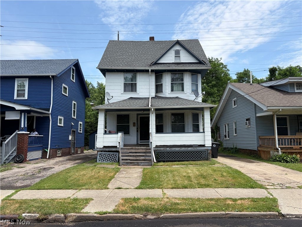 899 E 131st Street — photo