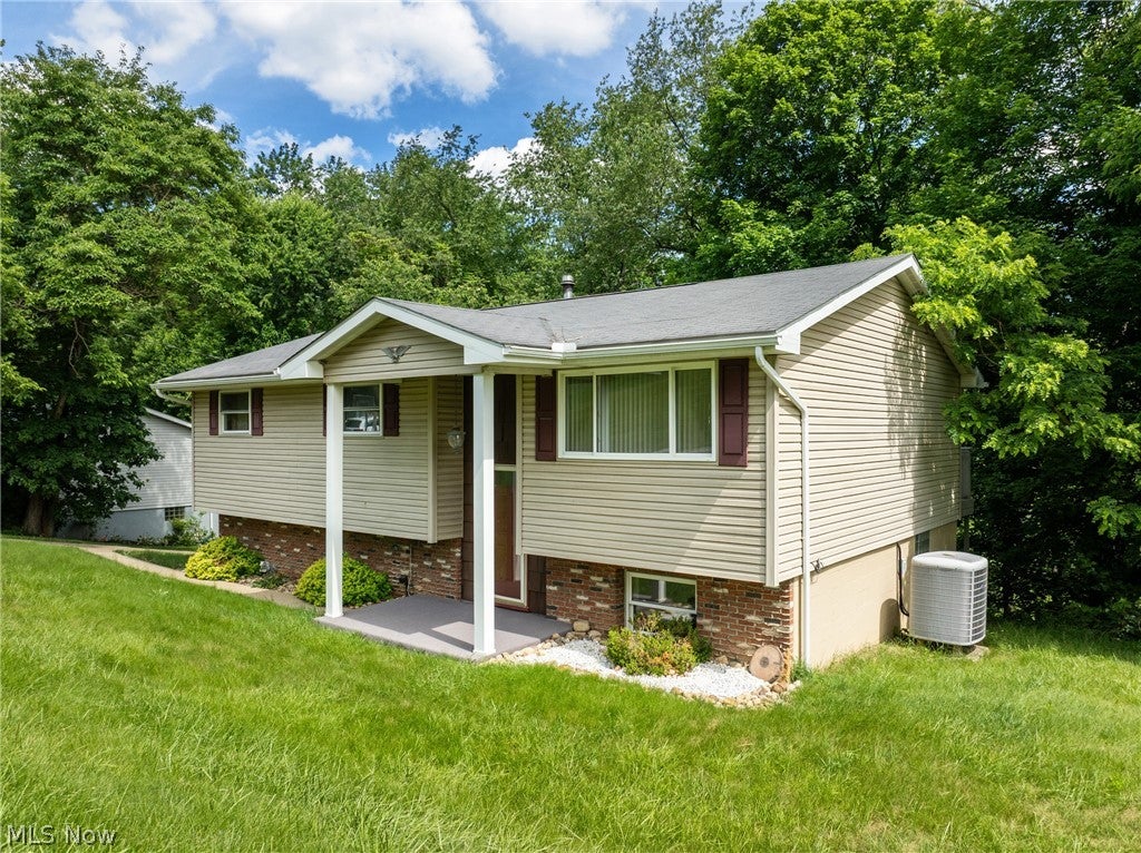791 N Overlook Drive — photo