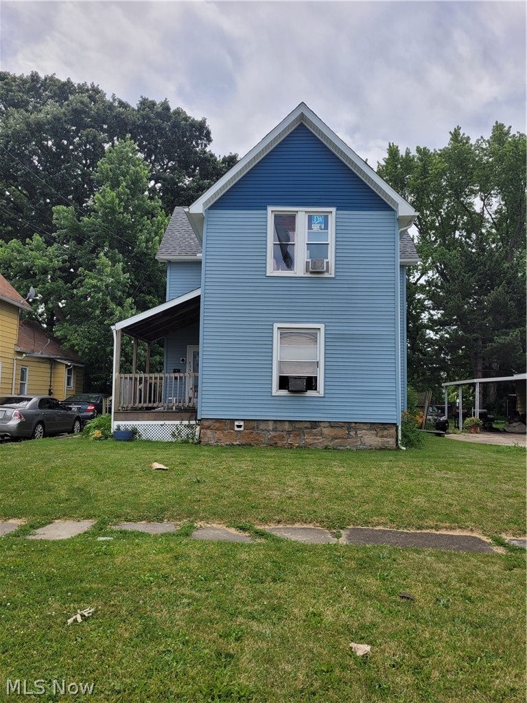 205 W 22nd Street — photo