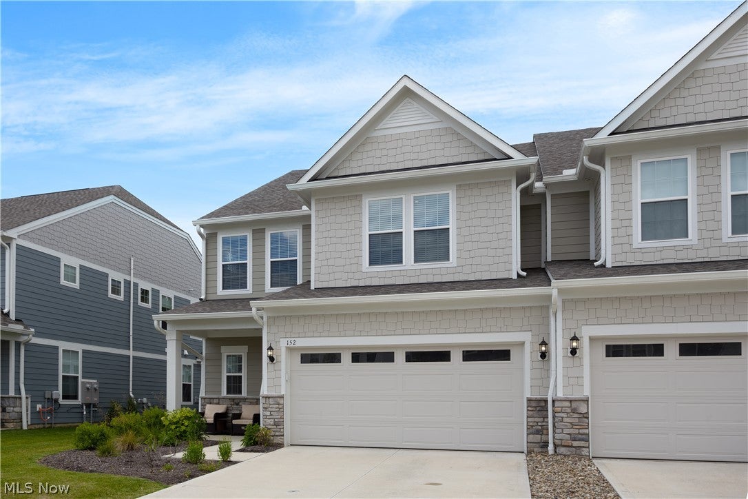 152 Lake Balaton Drive — photo