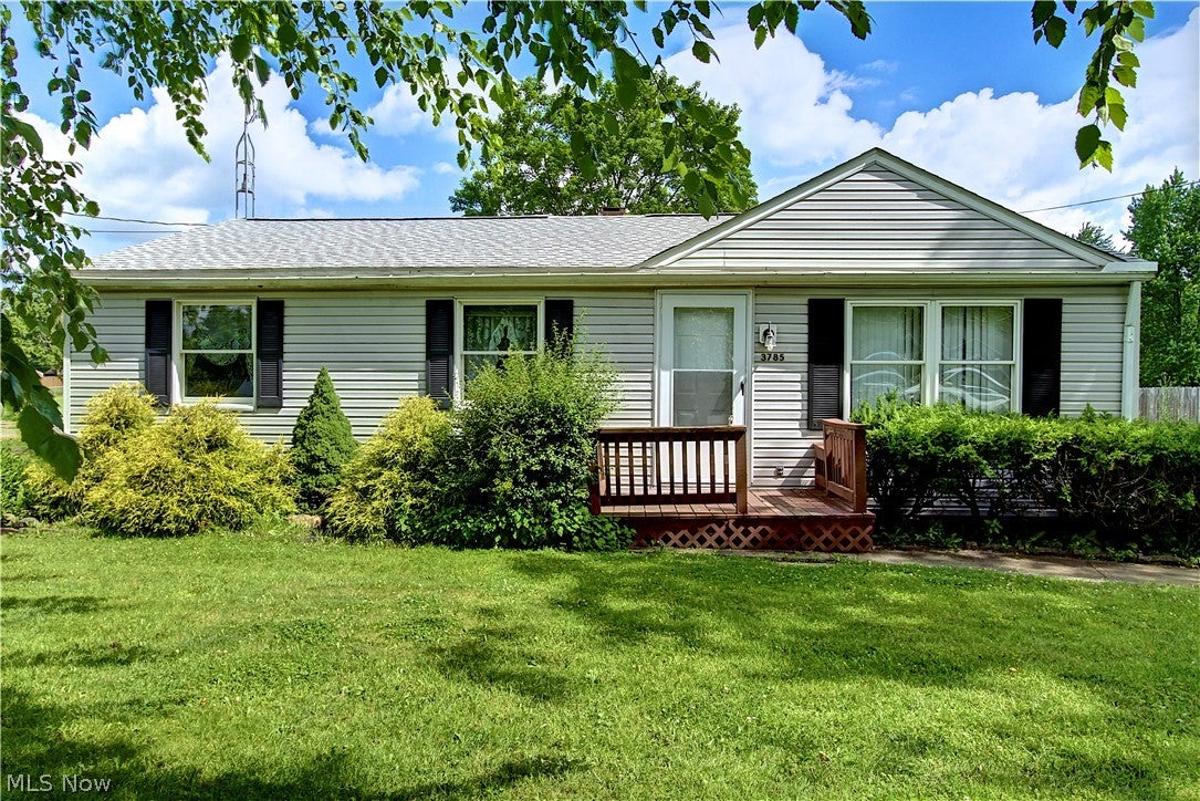 3785 Sanford Drive — photo