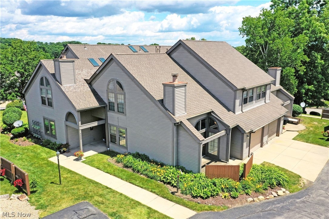 4052 Saint Andrews Court 4 — photo