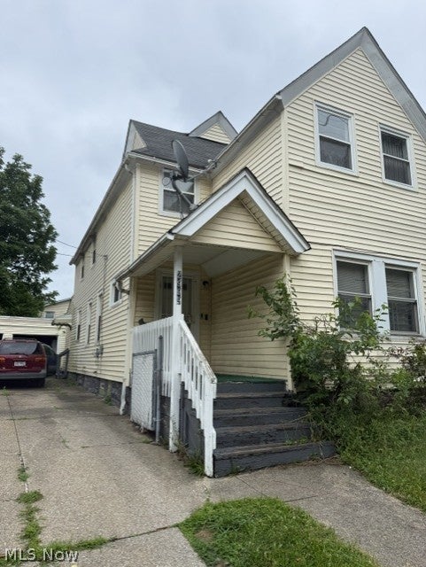 2999 E 65th Street — photo