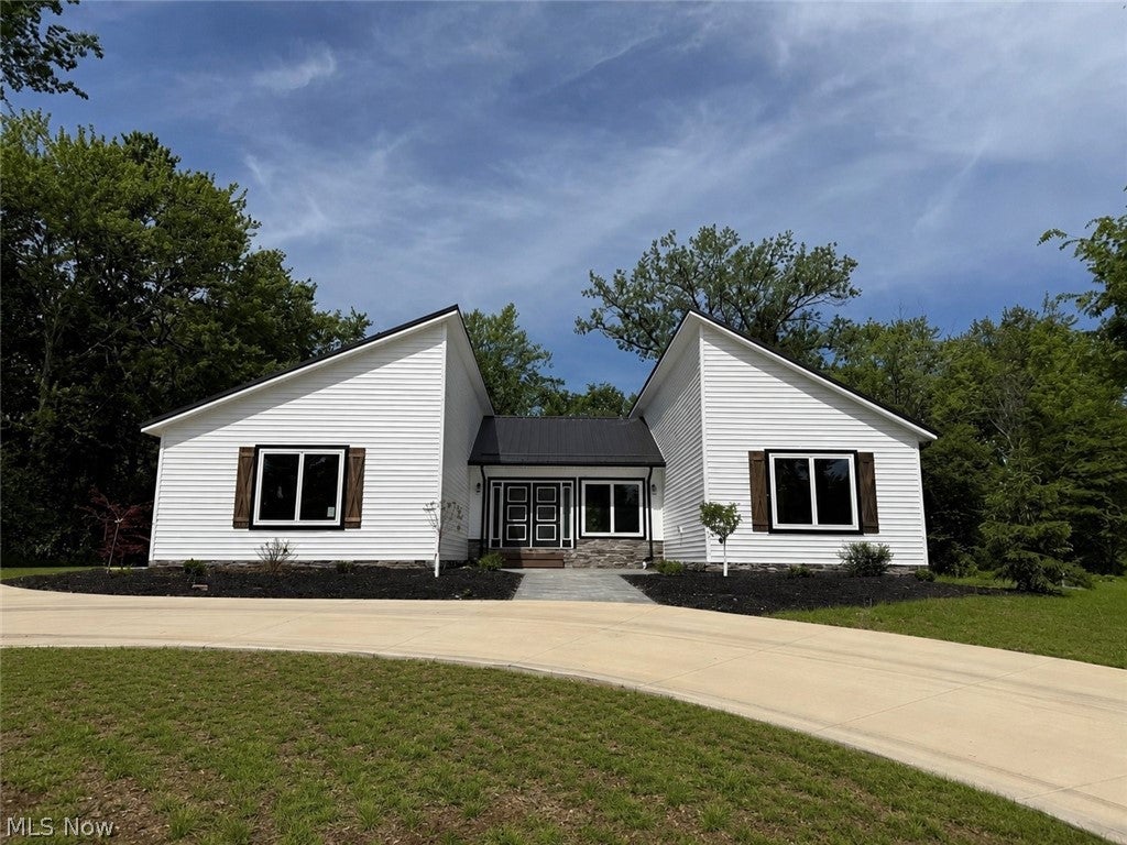 3940 Ellendale Road — photo
