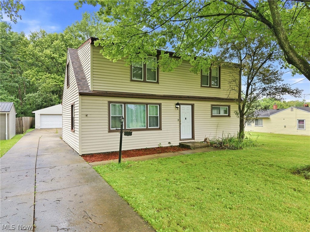 3192 Roselawn Drive — photo