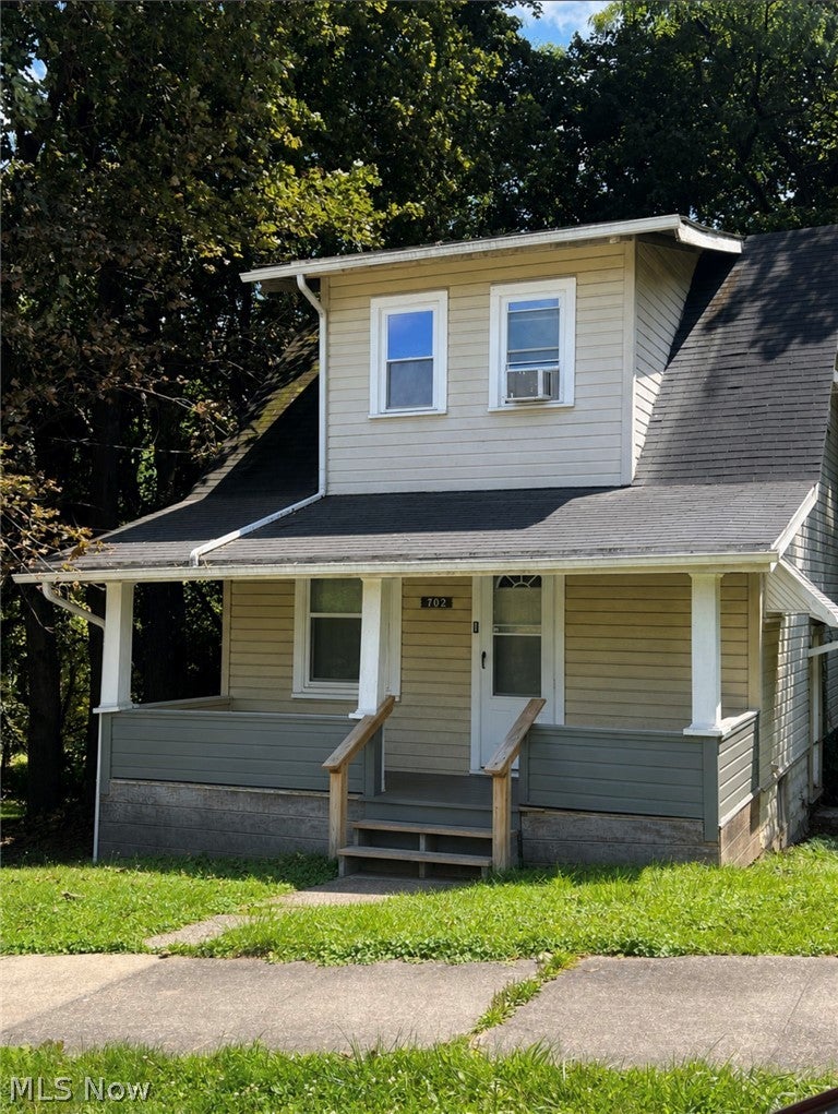 702 W Thornton Street — photo