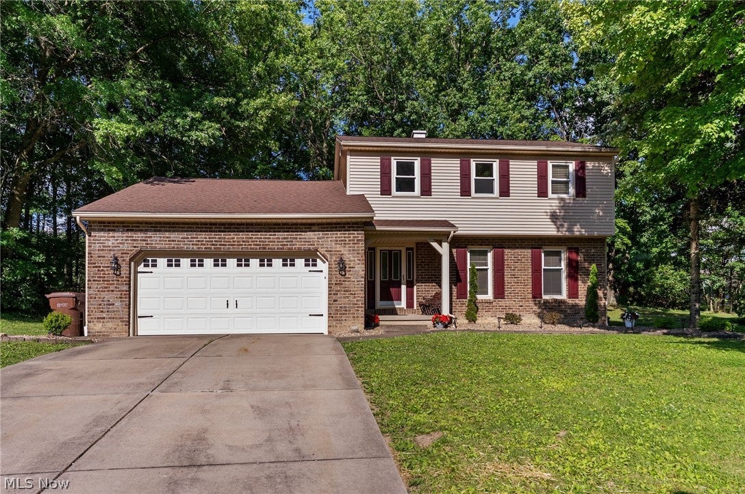 511 Stoneybrook Lane — photo