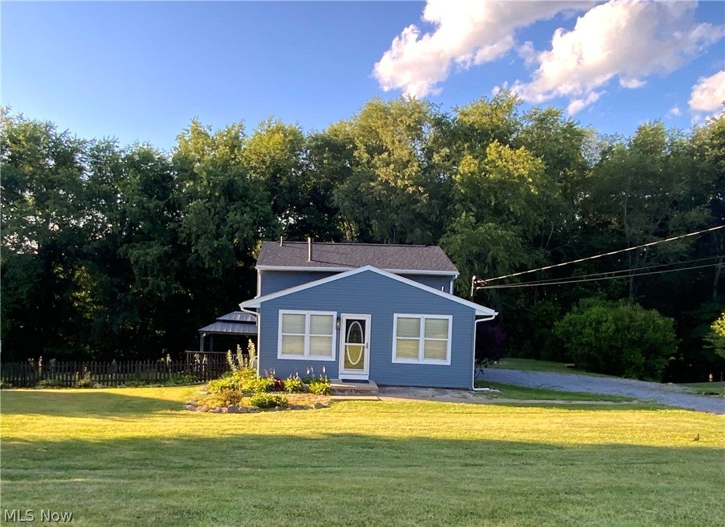 1403 Faulk Avenue — photo