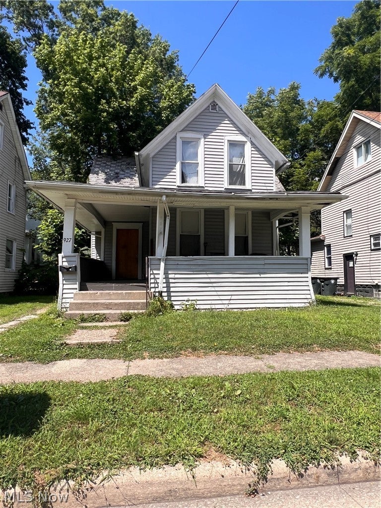 927 Bloomfield Avenue — photo