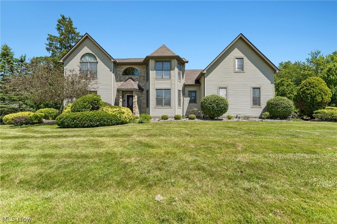 9393 Goodell Court — photo